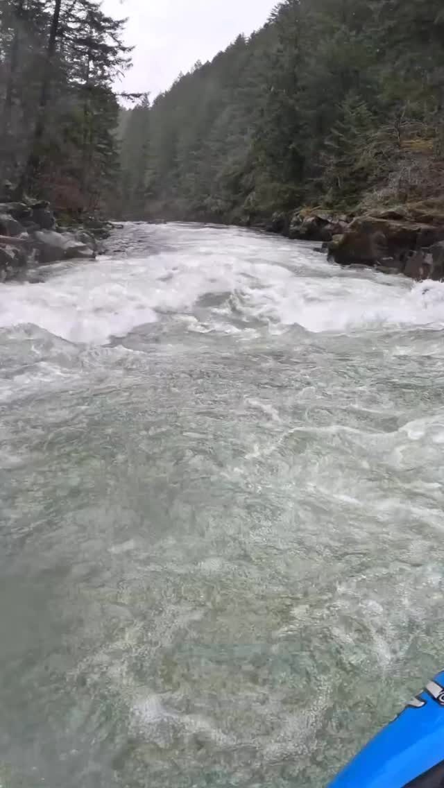Life is good in the Gorge! Come join us on one of our Class 3-4 or Class 4-5 trips in Spring 2027. DM me for details! #gnarlynatesadvetureretreat #whitewaterkayaking #columbiagorge #beatering