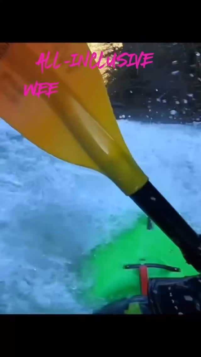 DM for info! Intermediate and Expert kayaking trips in the Pacific Northwest are booking now at #gnarlynatesadventureretreat #allinclusive #gnarly #whitewater